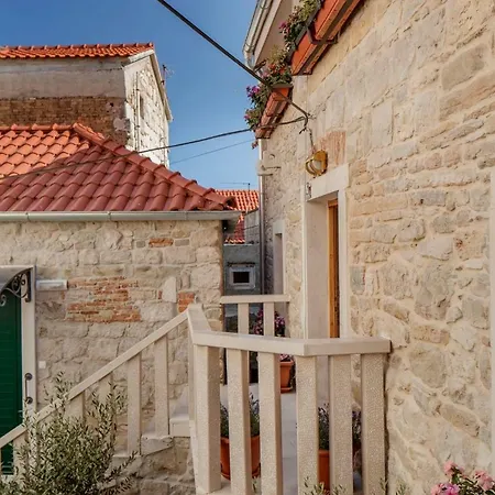 Stone House Luxury 4* スプリト