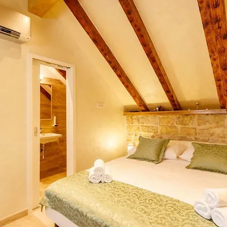 Stone House Luxury