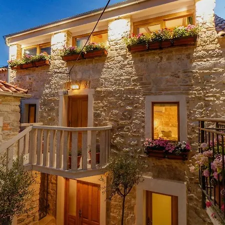 Stone House Luxury 게스트하우스