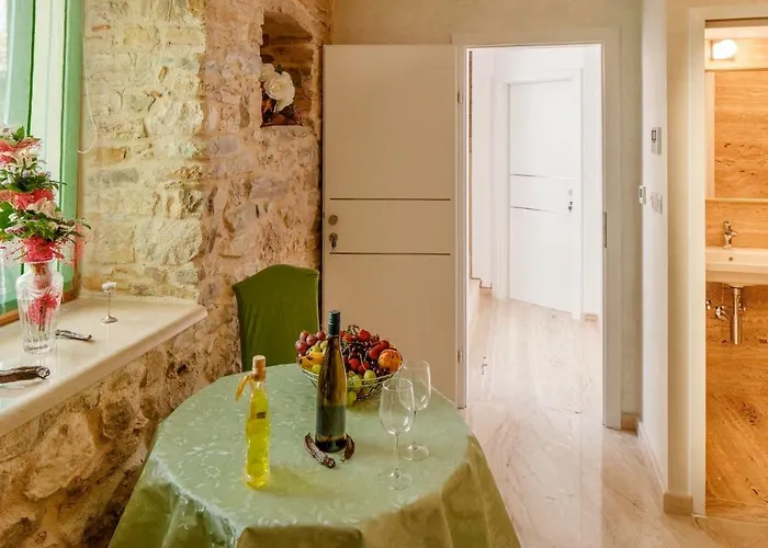 招待所 Stone House Luxury