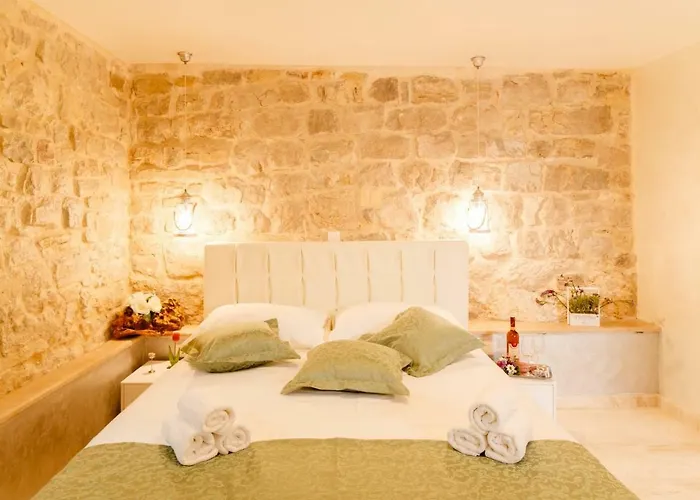 招待所 Stone House Luxury 斯普利特